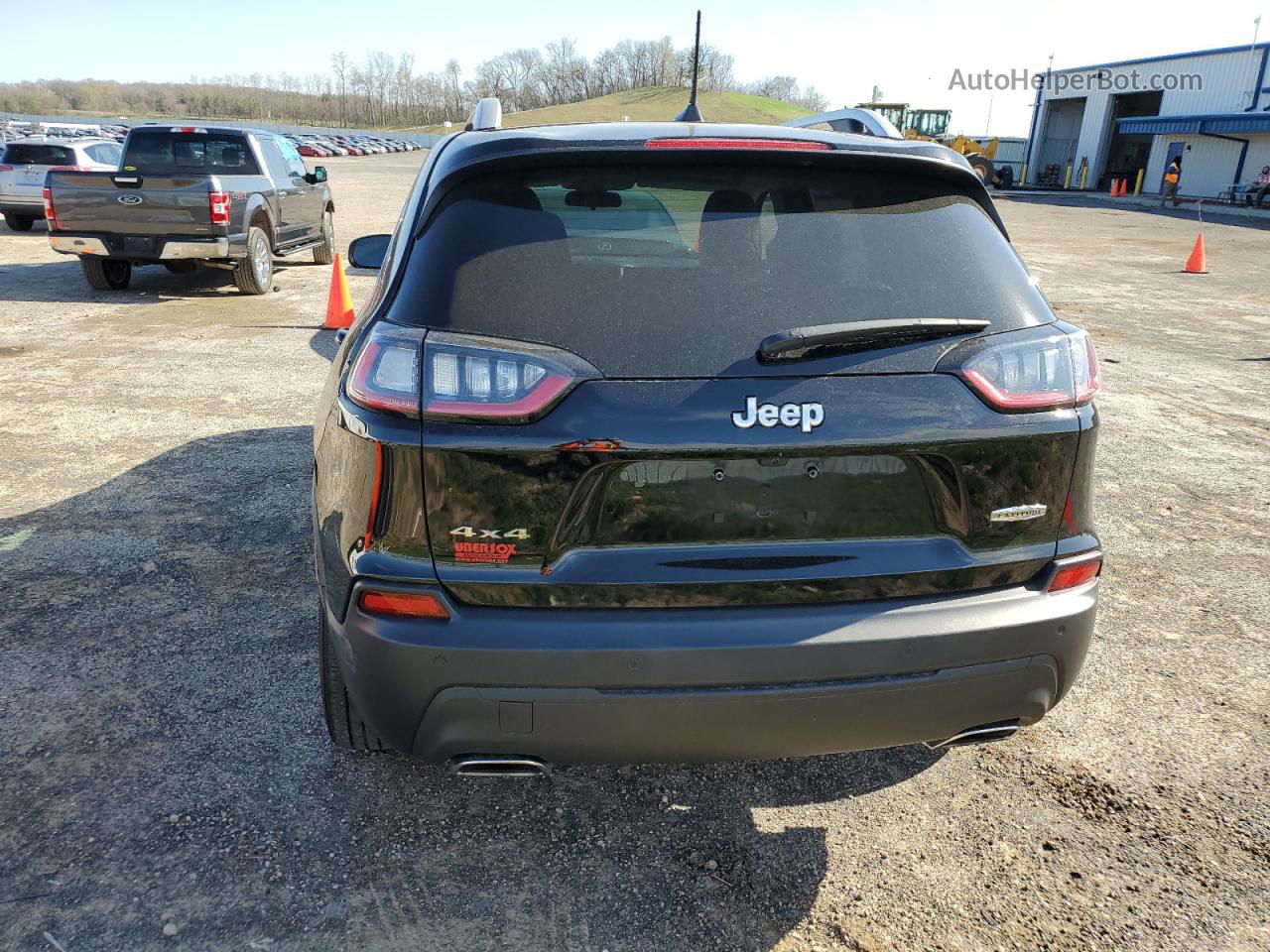 2019 Jeep Cherokee Latitude Plus Черный vin: 1C4PJMLX5KD343670