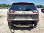 2019 Jeep Cherokee Latitude Plus Tan vin: 1C4PJMLX6KD400510