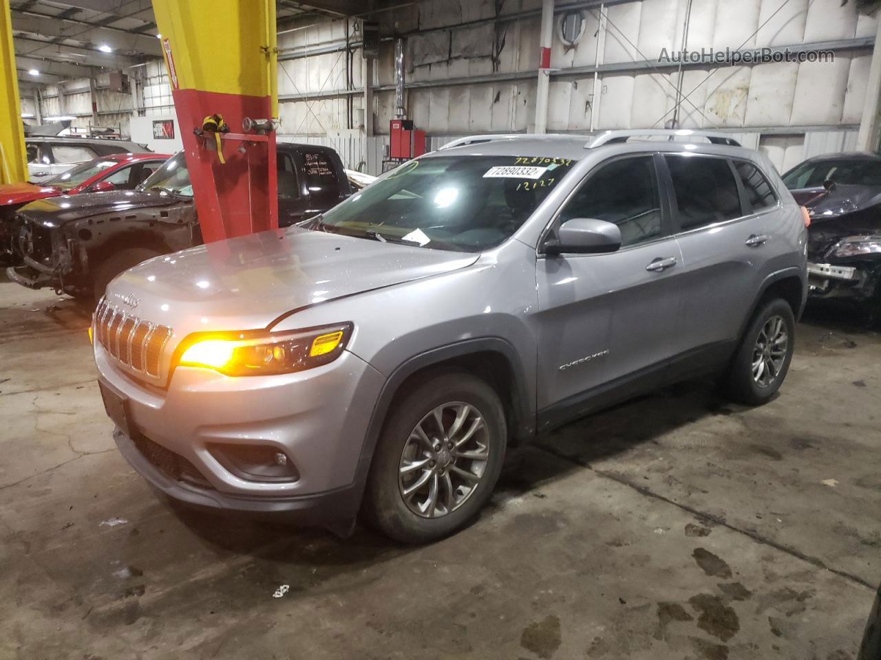 2019 Jeep Cherokee Latitude Plus Silver vin: 1C4PJMLX7KD108526