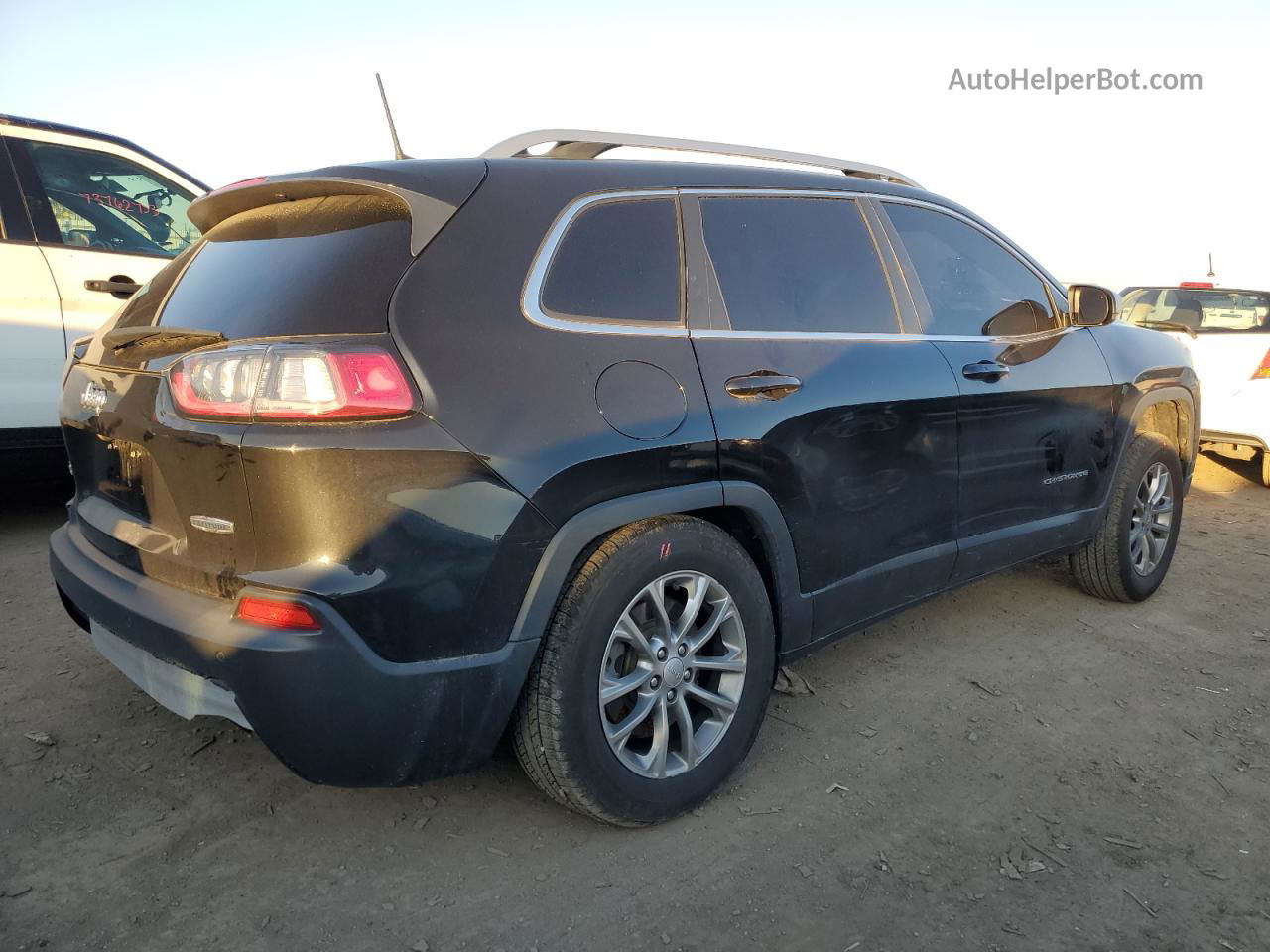 2019 Jeep Cherokee Latitude Plus Black vin: 1C4PJMLX8KD105618