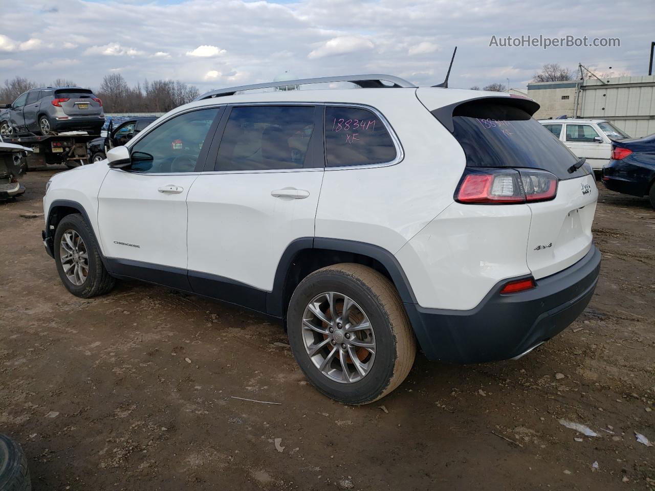 2019 Jeep Cherokee Latitude Plus White vin: 1C4PJMLXXKD330266