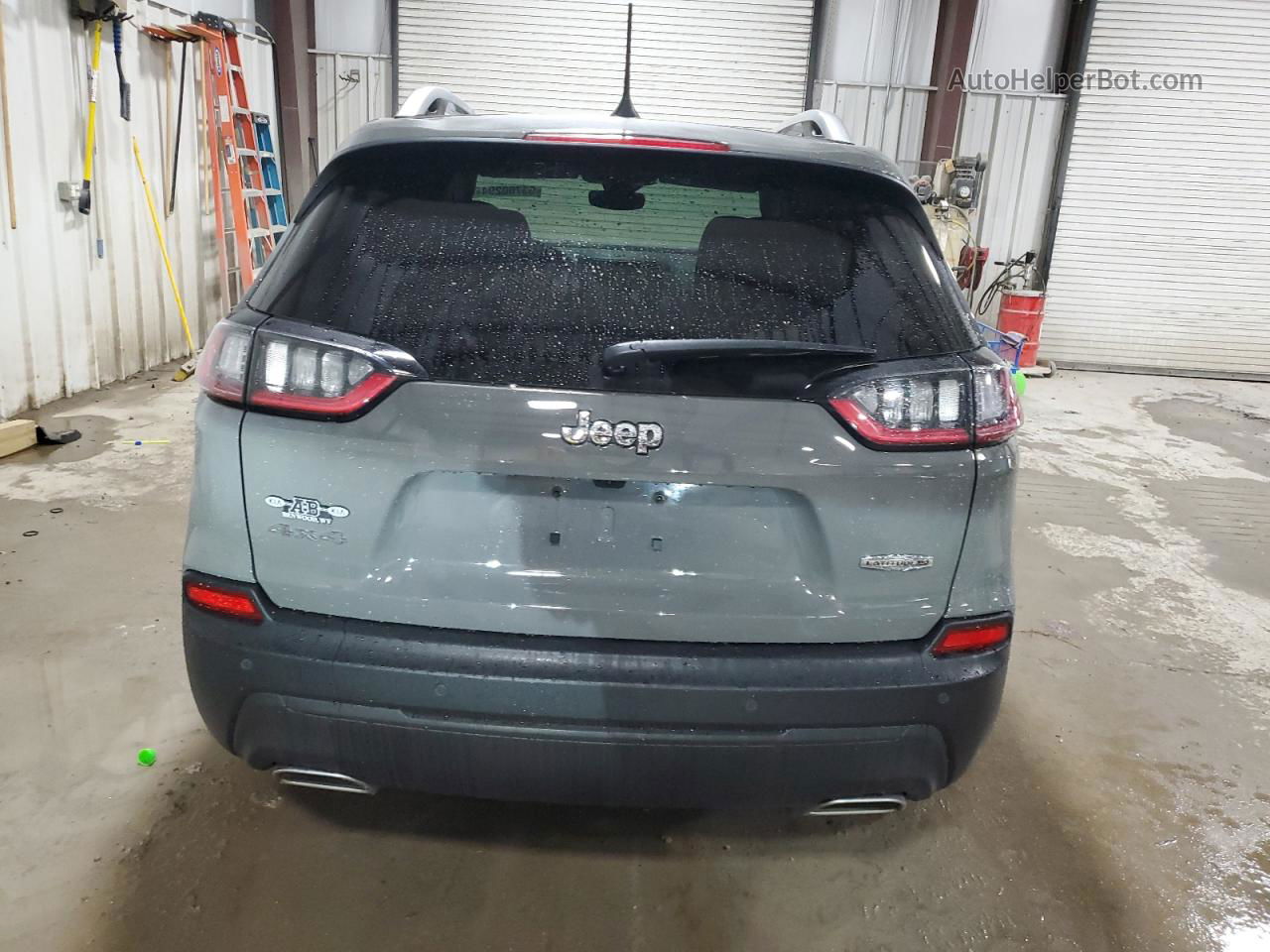 2021 Jeep Cherokee Latitude Lux Gray vin: 1C4PJMMX2MD145159