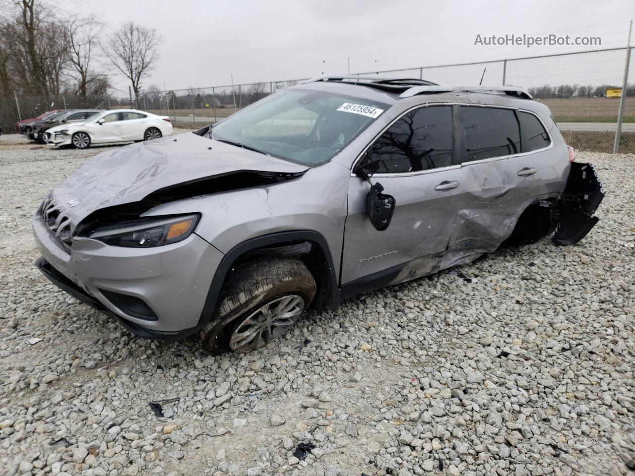 2021 Jeep Cherokee Latitude Lux Серебряный vin: 1C4PJMMX5MD166992