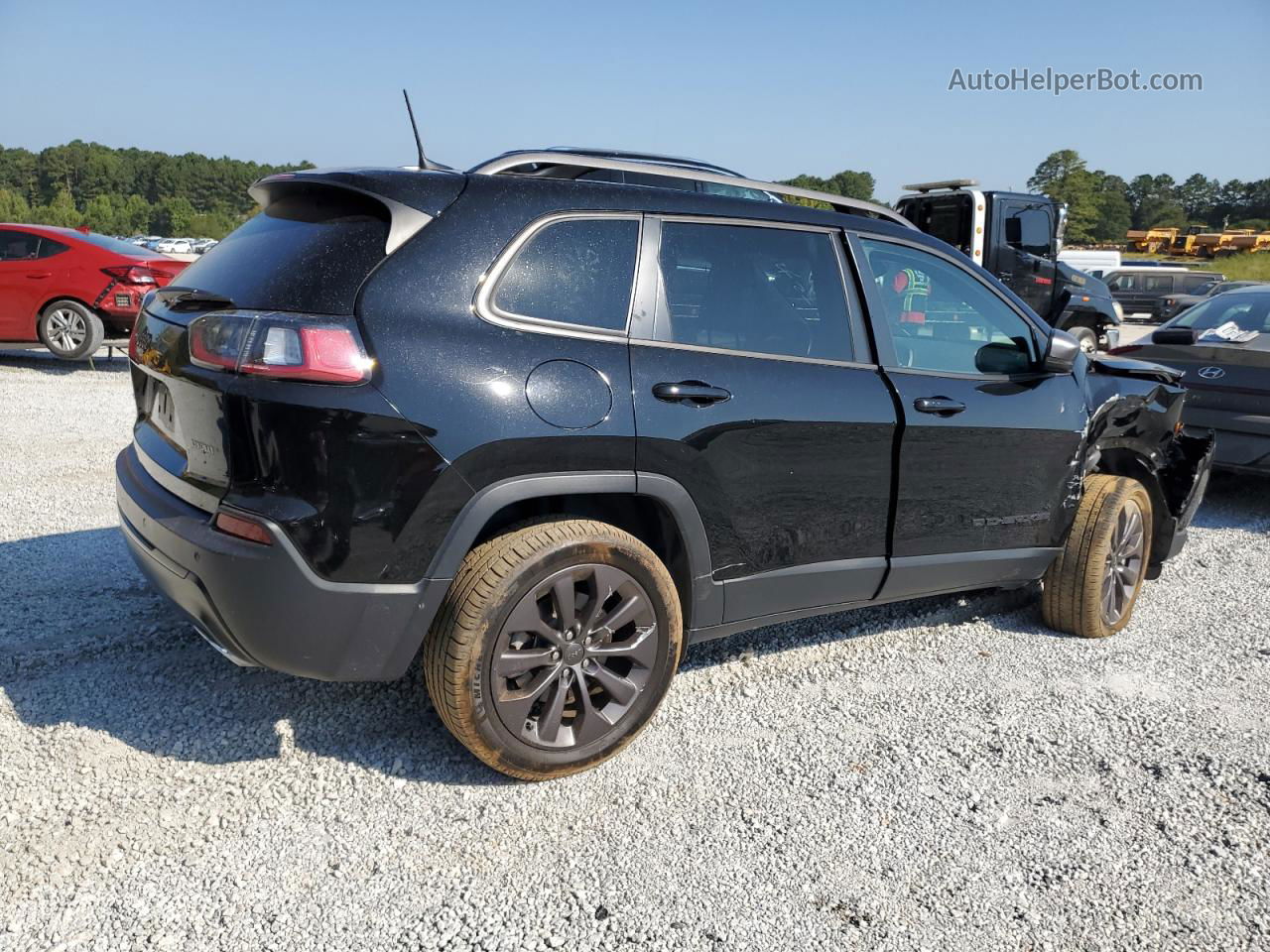 2021 Jeep Cherokee Latitude Lux Черный vin: 1C4PJMMX8MD137647