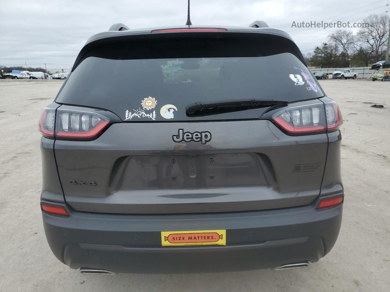 2021 Jeep Cherokee Latitude Lux Gray vin: 1C4PJMMX9MD225137