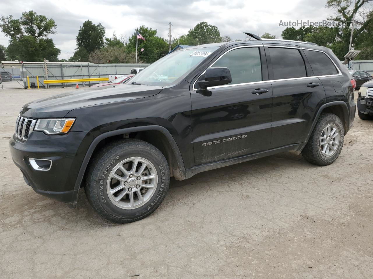 2019 Jeep Grand Cherokee Laredo Black vin: 1C4RJEAG0KC621804