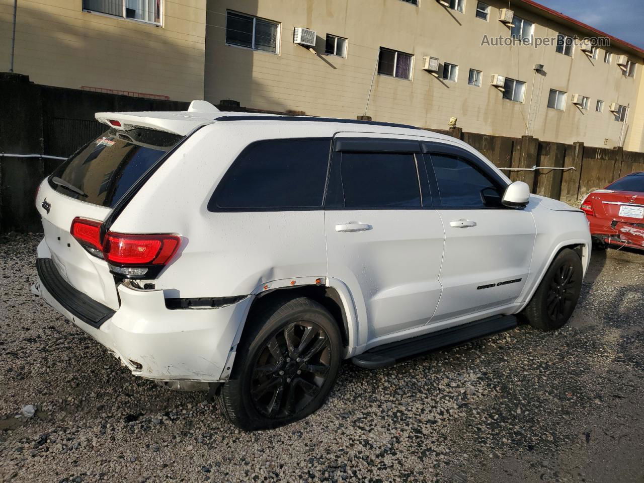 2019 Jeep Grand Cherokee Laredo White vin: 1C4RJEAG0KC681047