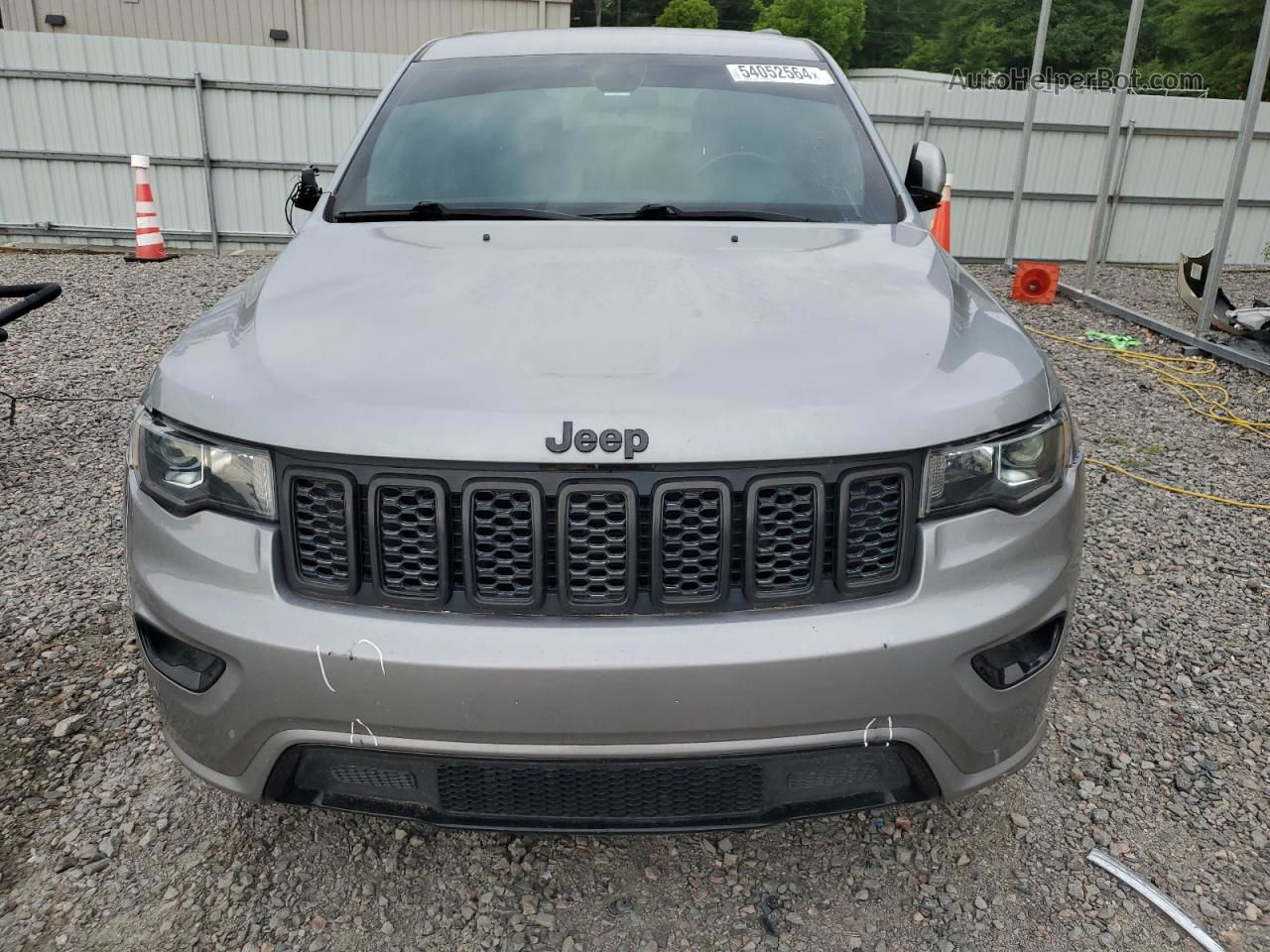 2021 Jeep Grand Cherokee Laredo Silver vin: 1C4RJEAG0MC518000