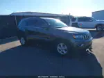 2017 Jeep Grand Cherokee Laredo 4x2 Gray vin: 1C4RJEAG1HC819784