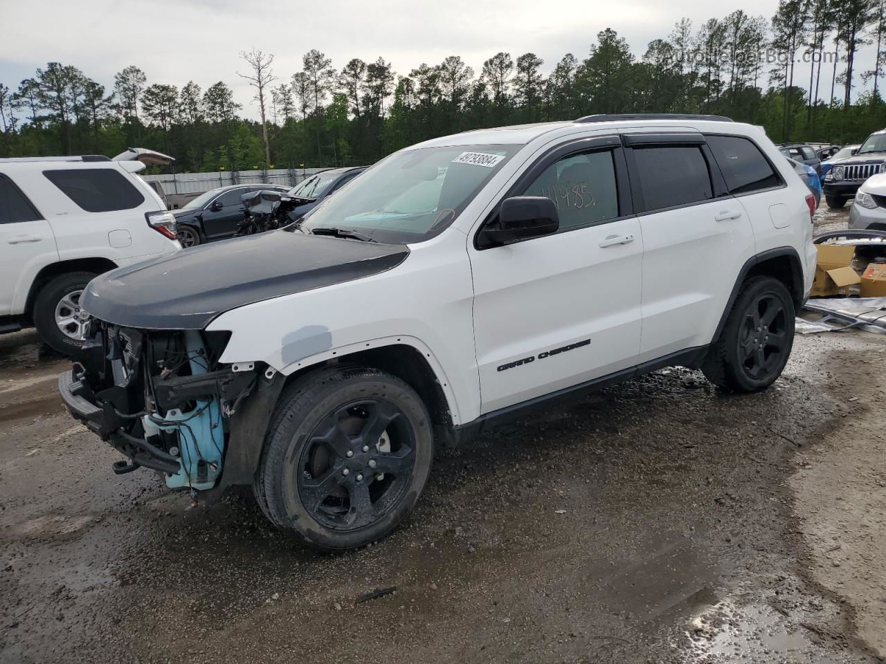 2019 Jeep Grand Cherokee Laredo White vin: 1C4RJEAG1KC571852