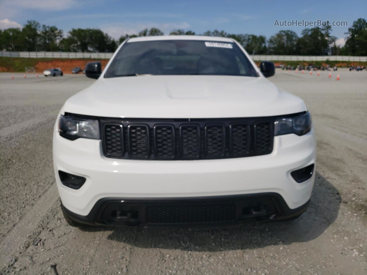 2019 Jeep Grand Cherokee Laredo White vin: 1C4RJEAG1KC571852