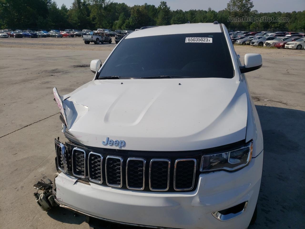 2019 Jeep Grand Cherokee Laredo Белый vin: 1C4RJEAG1KC732443