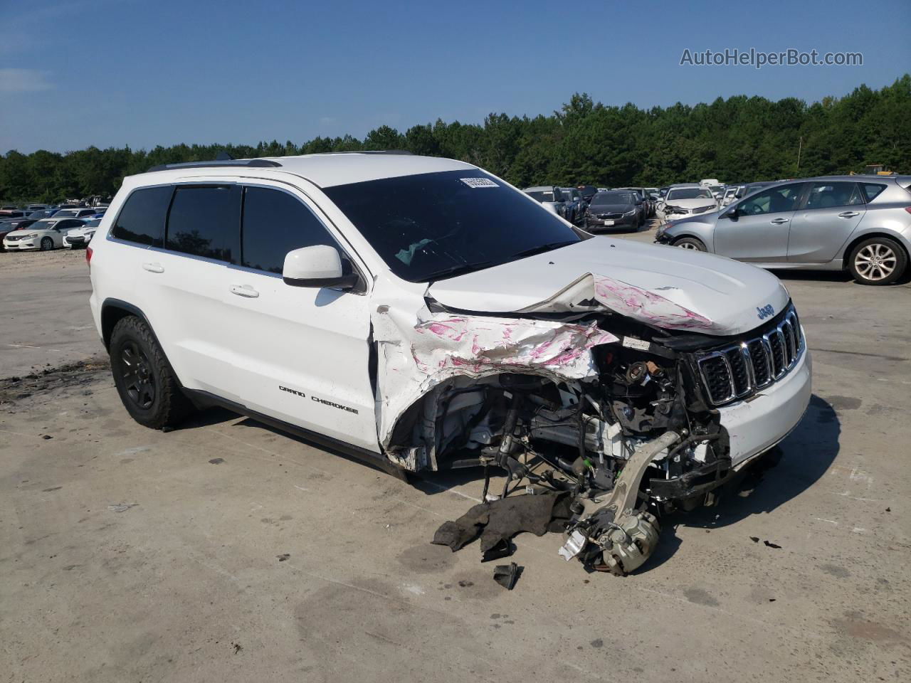 2019 Jeep Grand Cherokee Laredo White vin: 1C4RJEAG1KC732443