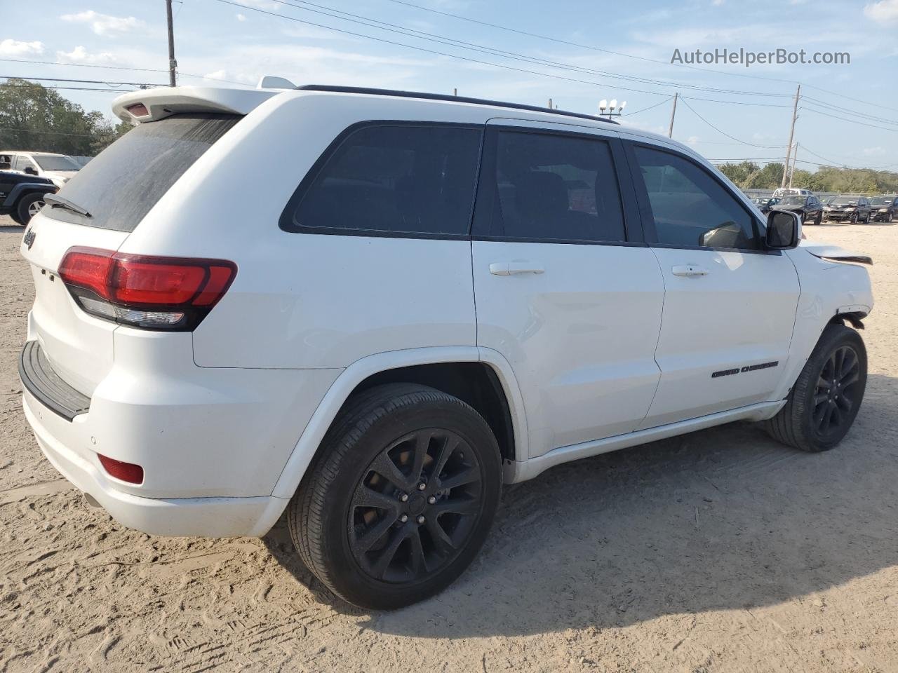 2021 Jeep Grand Cherokee Laredo White vin: 1C4RJEAG1MC596480