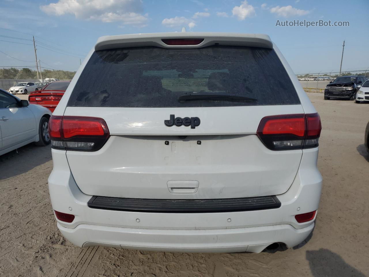 2021 Jeep Grand Cherokee Laredo White vin: 1C4RJEAG1MC596480