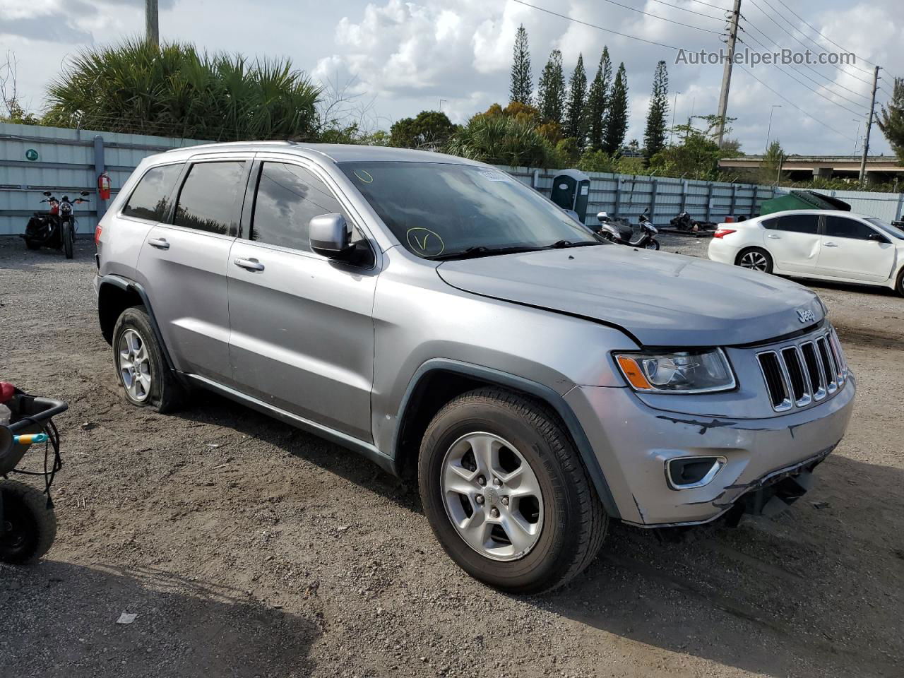 2014 Jeep Grand Cherokee Laredo Gray vin: 1C4RJEAG2EC557155