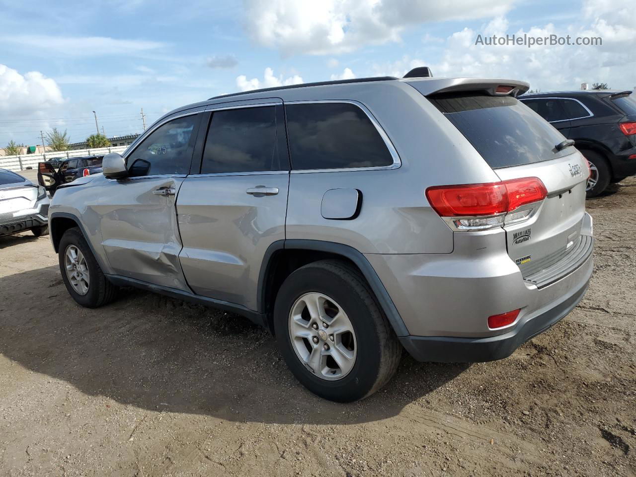 2014 Jeep Grand Cherokee Laredo Gray vin: 1C4RJEAG2EC557155