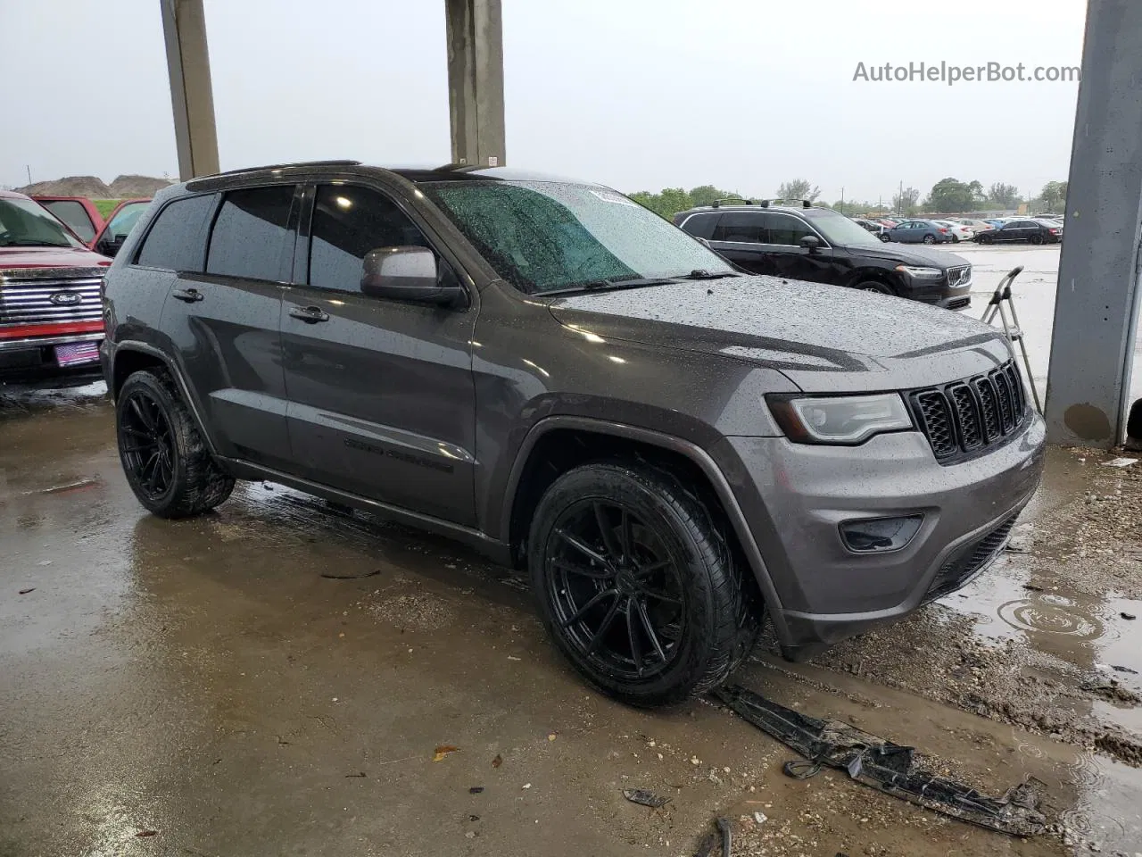 2019 Jeep Grand Cherokee Laredo Gray vin: 1C4RJEAG5KC572292