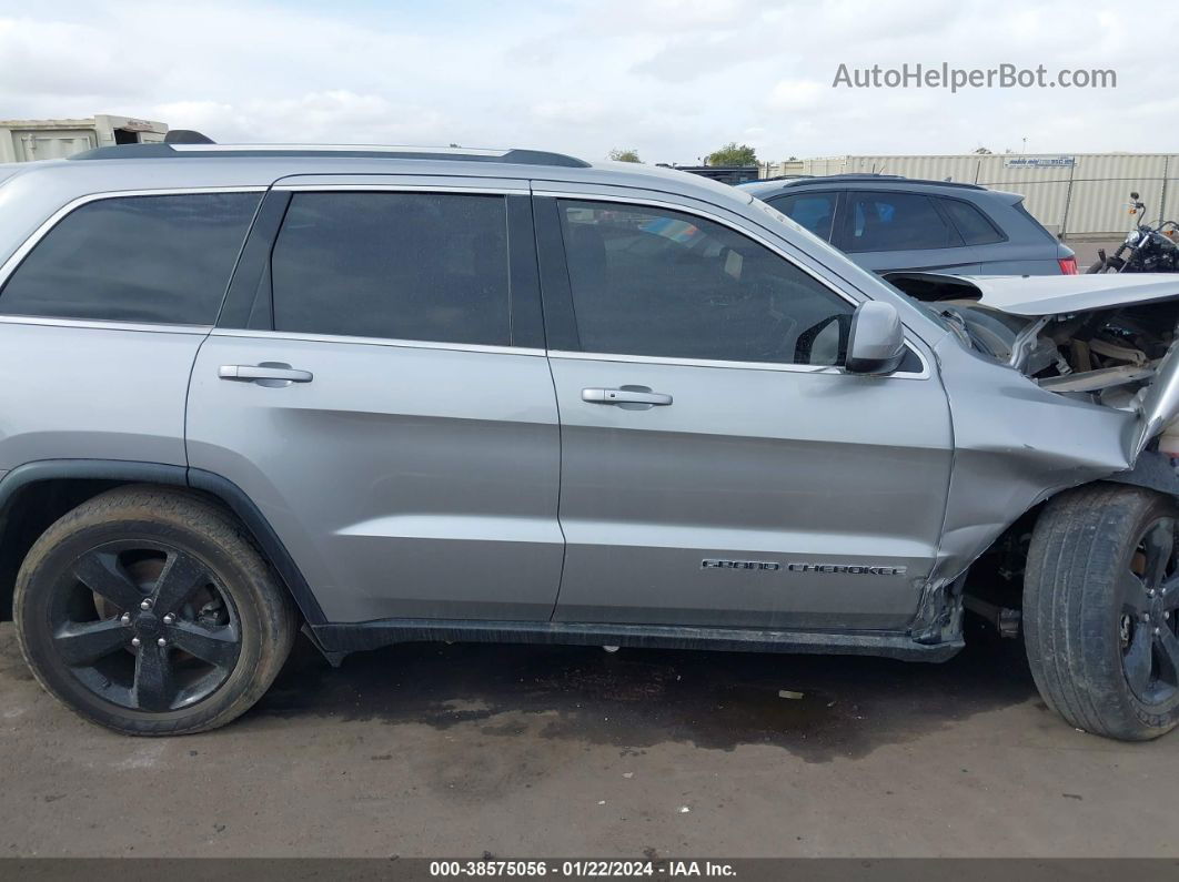 2017 Jeep Grand Cherokee Laredo 4x2 Gray vin: 1C4RJEAG6HC664083