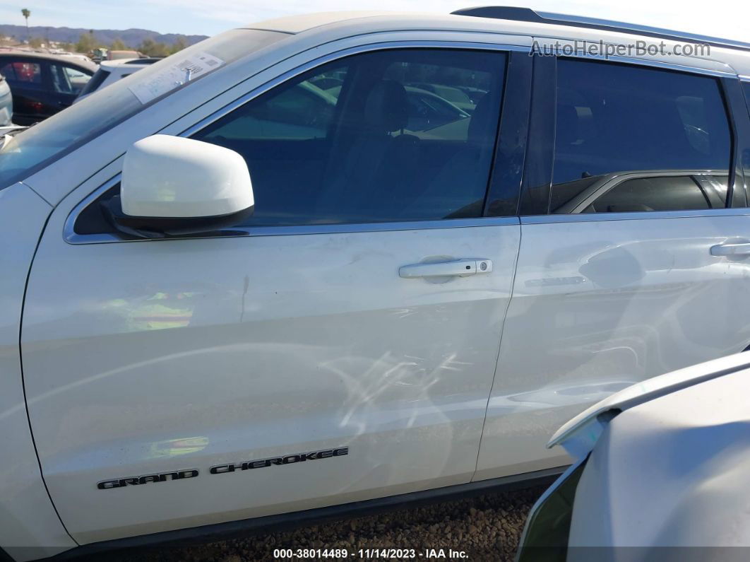 2017 Jeep Grand Cherokee Laredo 4x2 White vin: 1C4RJEAG6HC960043