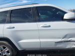 2017 Jeep Grand Cherokee Laredo 4x2 Белый vin: 1C4RJEAG6HC960043