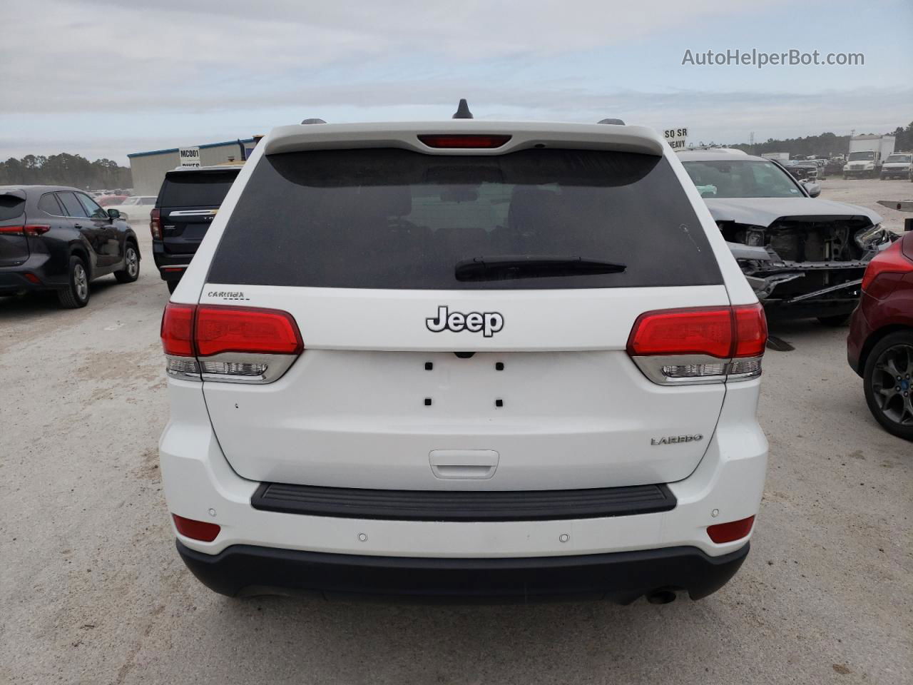 2019 Jeep Grand Cherokee Laredo White vin: 1C4RJEAG6KC763350