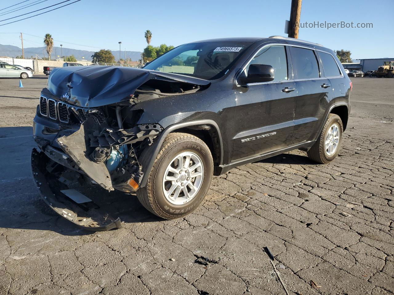 2019 Jeep Grand Cherokee Laredo Черный vin: 1C4RJEAG9KC649990