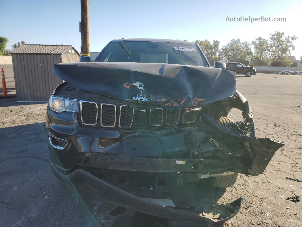 2019 Jeep Grand Cherokee Laredo Black vin: 1C4RJEAG9KC649990