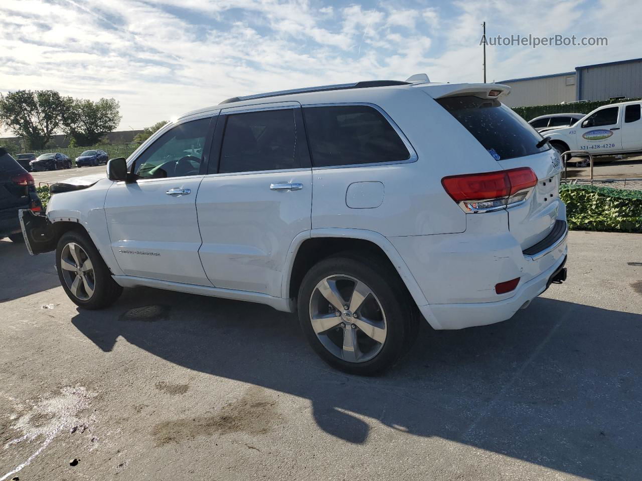 2014 Jeep Grand Cherokee Overland White vin: 1C4RJECG2EC500645