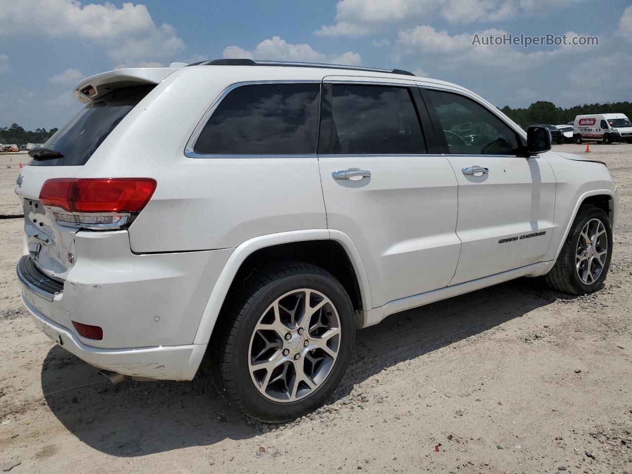 2021 Jeep Grand Cherokee Overland White vin: 1C4RJECG2MC680093