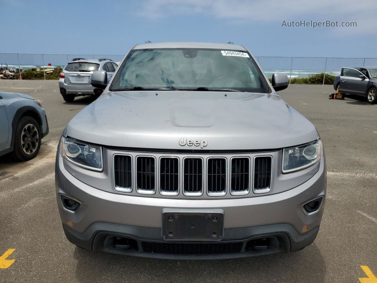 2014 Jeep Grand Cherokee Laredo Silver vin: 1C4RJFAG0EC355372