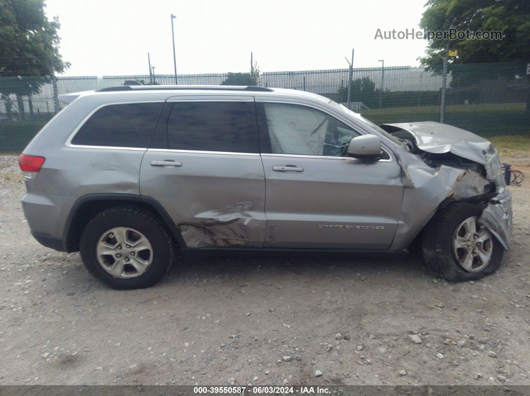 2015 Jeep Grand Cherokee Laredo Silver vin: 1C4RJFAG0FC940132