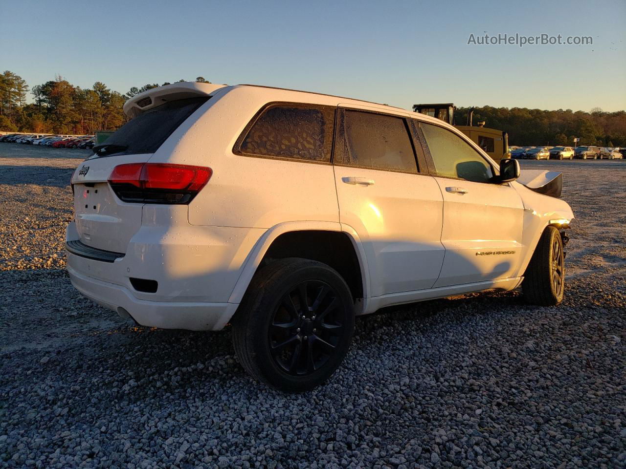 2019 Jeep Grand Cherokee Laredo White vin: 1C4RJFAG0KC531588