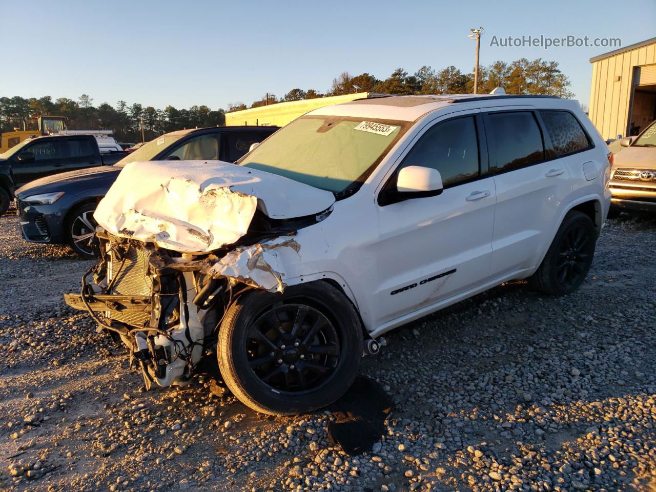 2019 Jeep Grand Cherokee Laredo Белый vin: 1C4RJFAG0KC531588