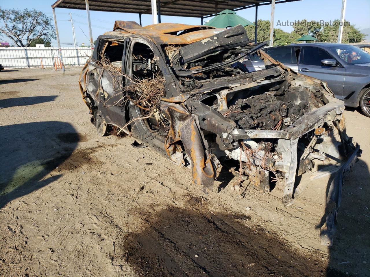 2019 Jeep Grand Cherokee Laredo Burn vin: 1C4RJFAG0KC532790