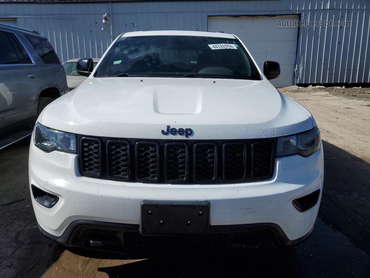 2019 Jeep Grand Cherokee Laredo White vin: 1C4RJFAG0KC638219