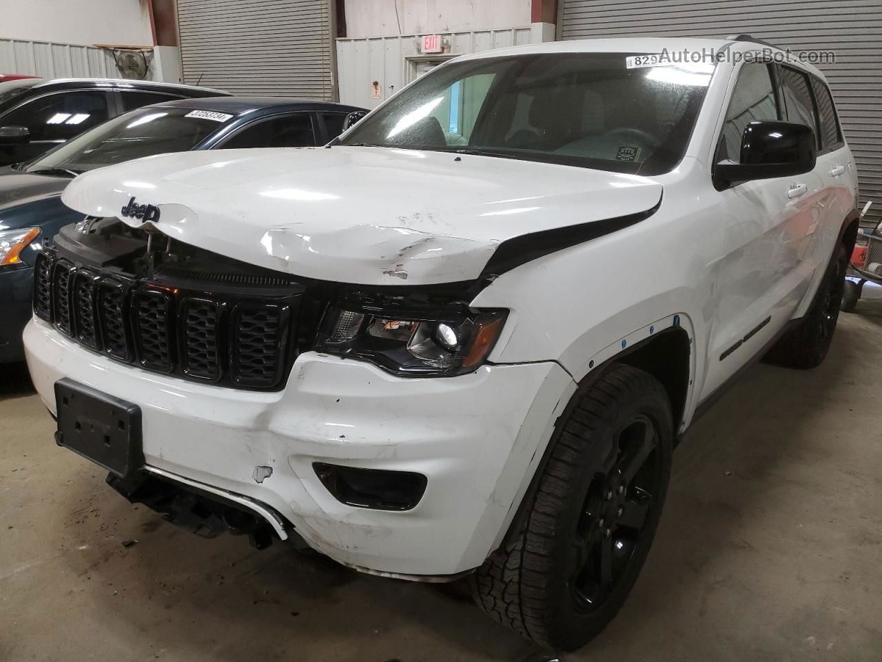 2019 Jeep Grand Cherokee Laredo White vin: 1C4RJFAG1KC566785