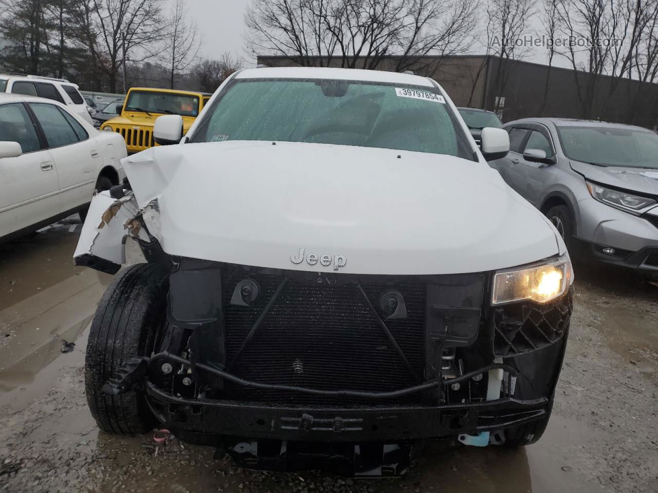 2019 Jeep Grand Cherokee Laredo White vin: 1C4RJFAG1KC635250