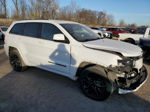 2019 Jeep Grand Cherokee Laredo White vin: 1C4RJFAG1KC850059