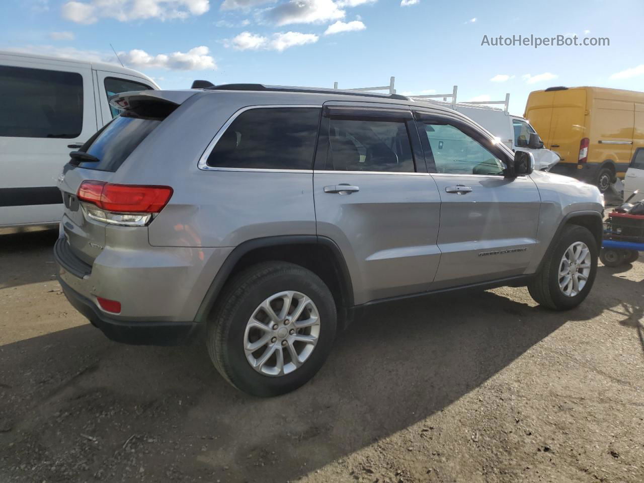 2021 Jeep Grand Cherokee Laredo Silver vin: 1C4RJFAG1MC504290