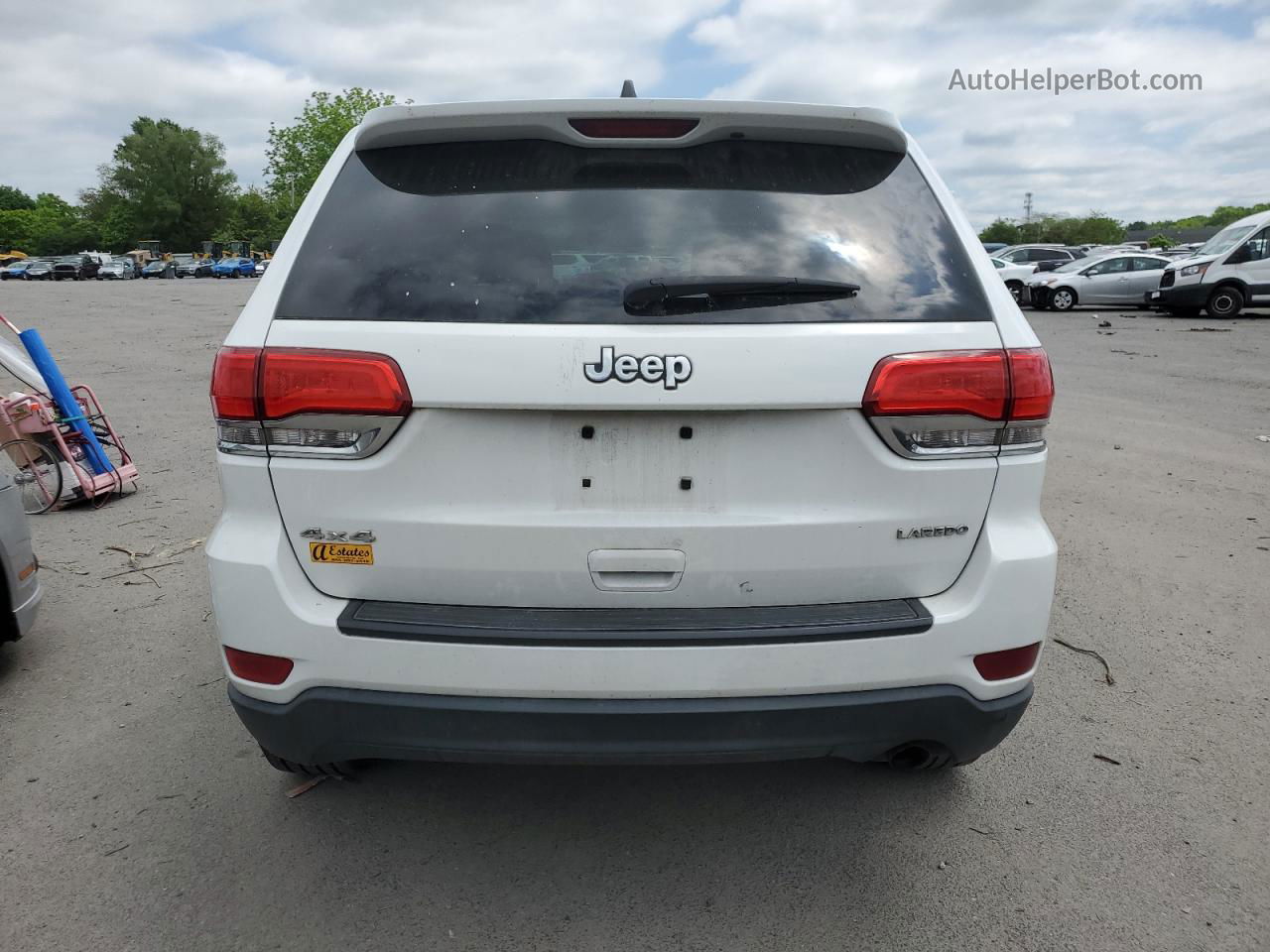 2014 Jeep Grand Cherokee Laredo Белый vin: 1C4RJFAG2EC144111