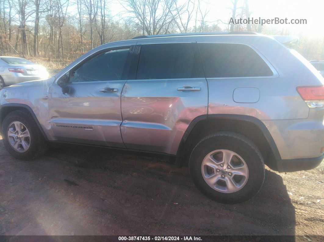 2017 Jeep Grand Cherokee Laredo 4x4 Silver vin: 1C4RJFAG2HC811229