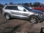 2017 Jeep Grand Cherokee Laredo 4x4 Серебряный vin: 1C4RJFAG2HC811229