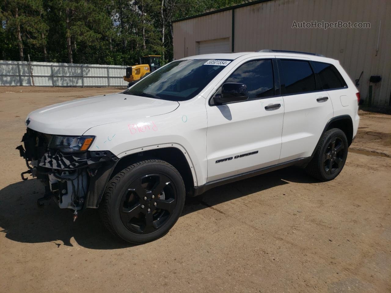 2019 Jeep Grand Cherokee Laredo Белый vin: 1C4RJFAG2KC669438