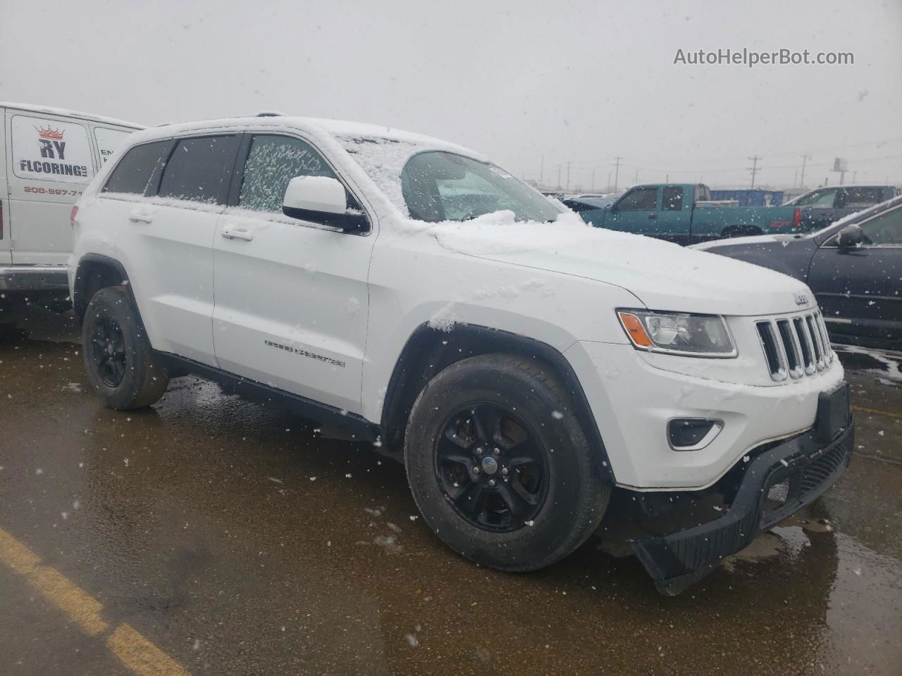 2014 Jeep Grand Cherokee Laredo White vin: 1C4RJFAG3EC341076