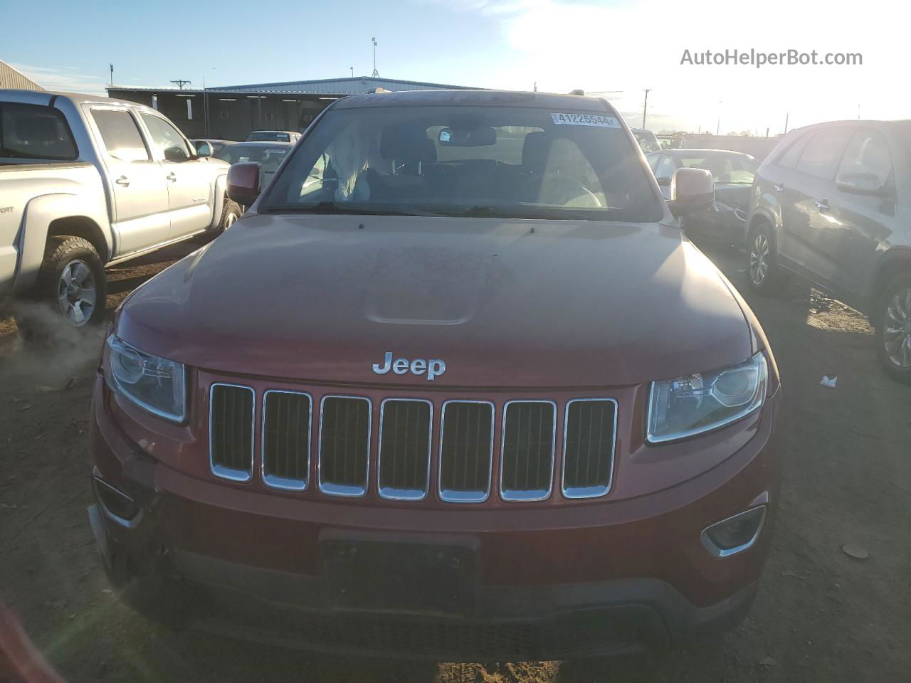 2014 Jeep Grand Cherokee Laredo Red vin: 1C4RJFAG3EC371985