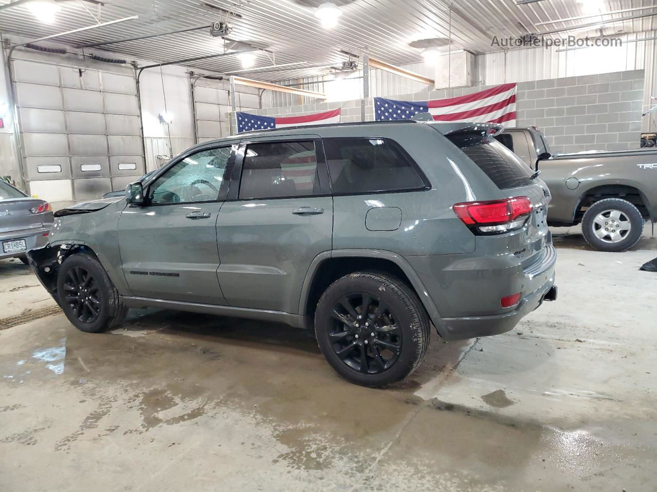 2021 Jeep Grand Cherokee Laredo Gray vin: 1C4RJFAG3MC778400