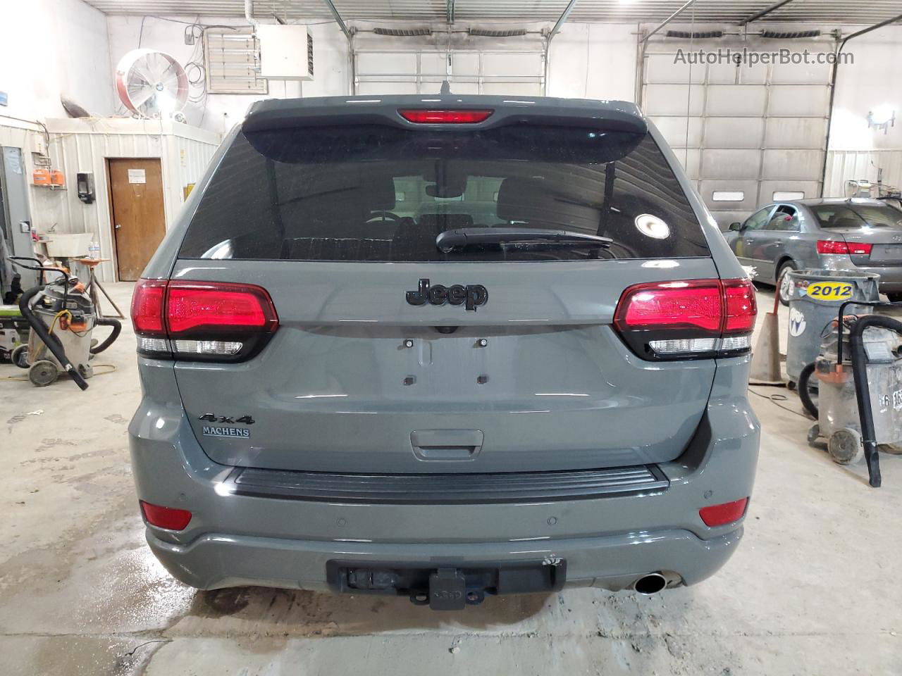 2021 Jeep Grand Cherokee Laredo Gray vin: 1C4RJFAG3MC778400