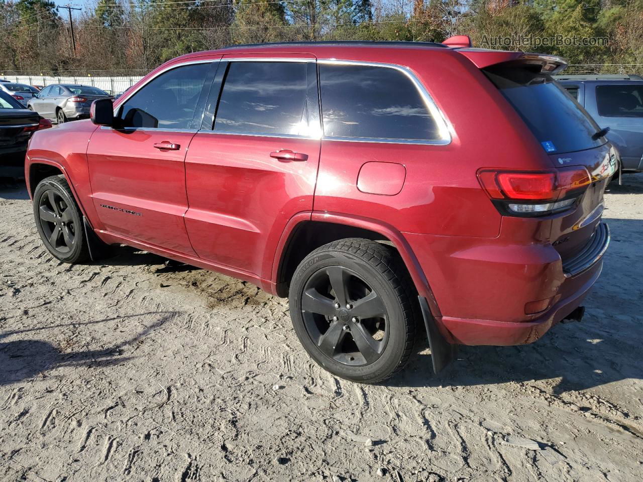 2015 Jeep Grand Cherokee Laredo Red vin: 1C4RJFAG4FC178116