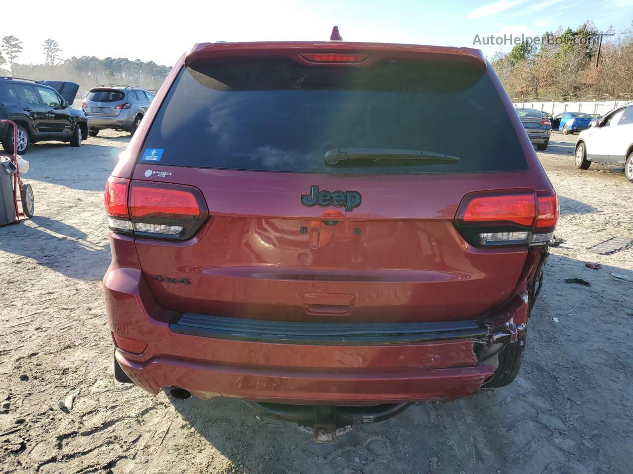 2015 Jeep Grand Cherokee Laredo Red vin: 1C4RJFAG4FC178116